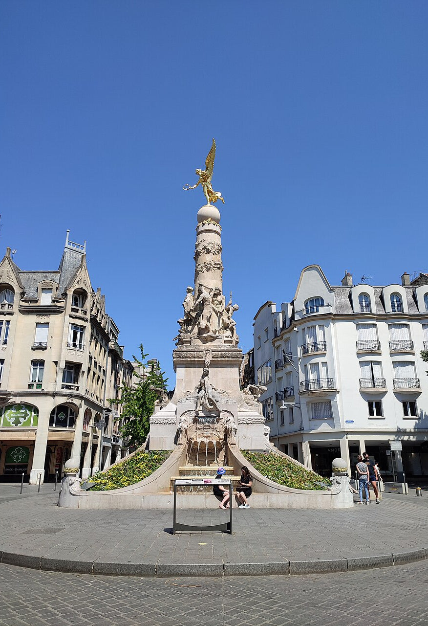 T-shirt Ardennes : 8 villes à porter entre Meuse, forteresses et fierté locale