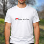 T-shirt I love Monestier porté