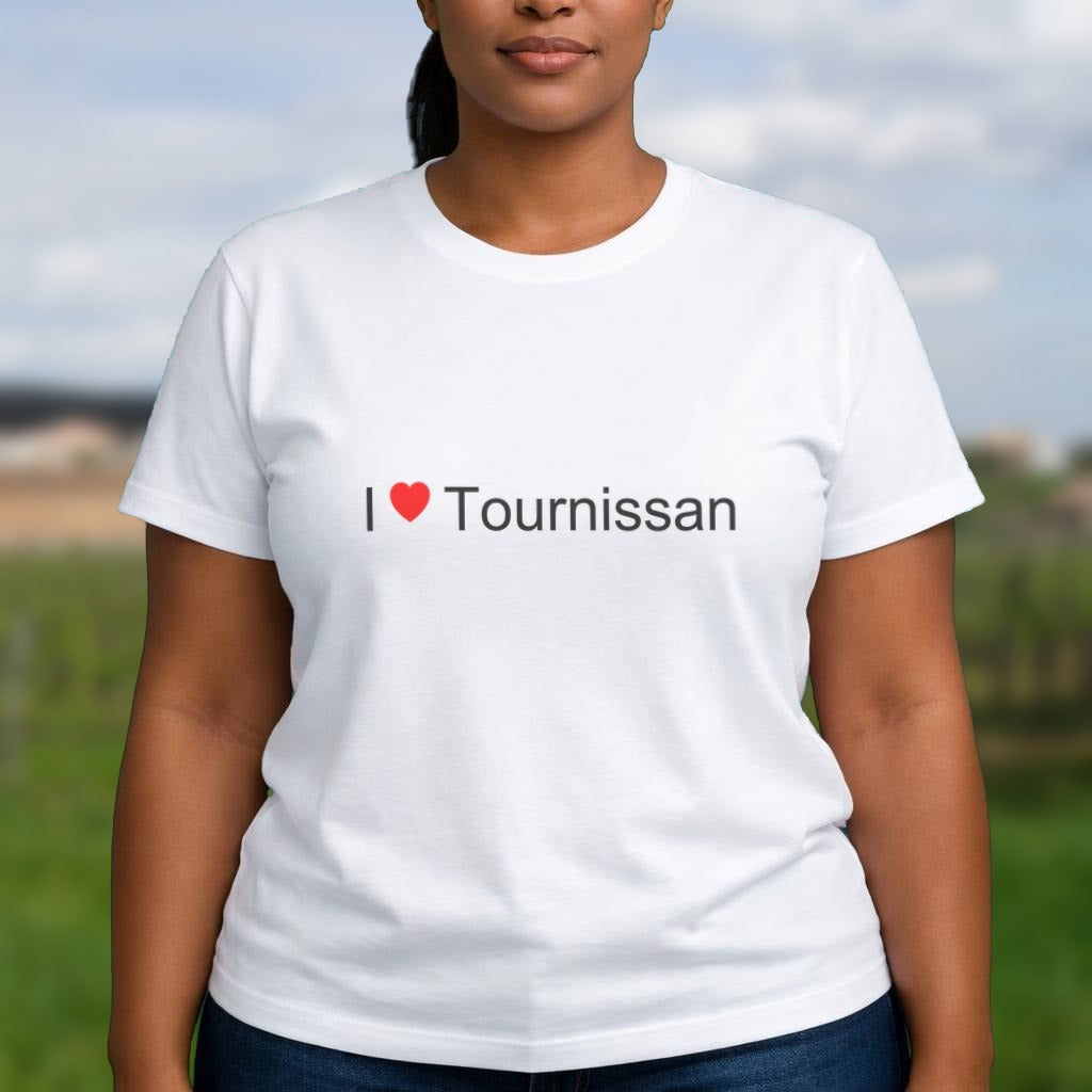 T-shirt I love Tournissan porté
